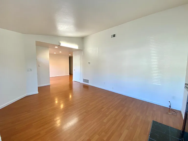 3904 Taubeh Ct — Photo 16