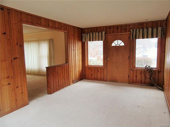 4th image of 8231 Ericson Dr