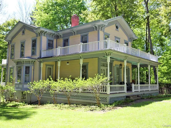12 Railroad Street, Long Eddy, NY 12760