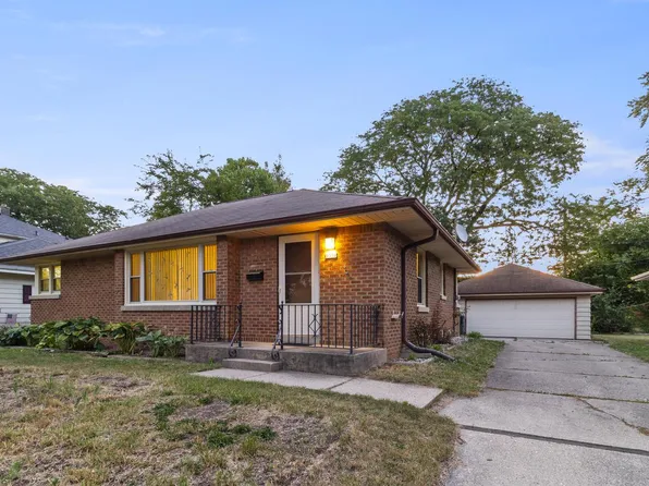 5330 North Navajo AVENUE, Glendale, WI 53217