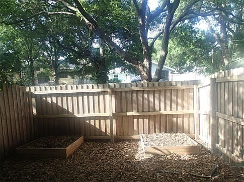 Private Backyard/Patiio