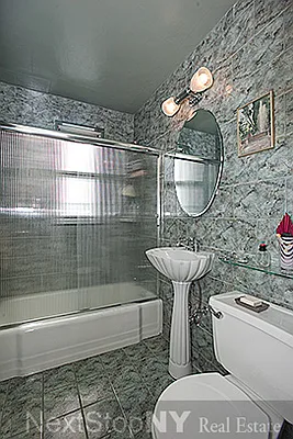 Sold by NextStopNY | media 23