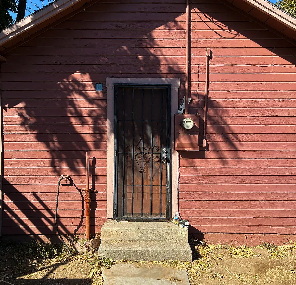 309 Oak St — Photo 4