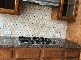 1127 Valley Vista Dr, Irving, TX 75063