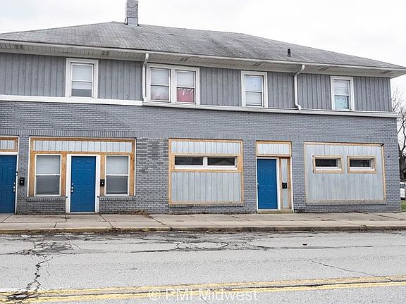 2nd image of 5043 E 10th St