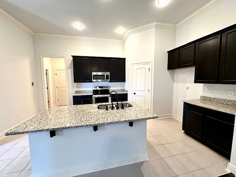 101 Lexi Falls Ln — Photo 5