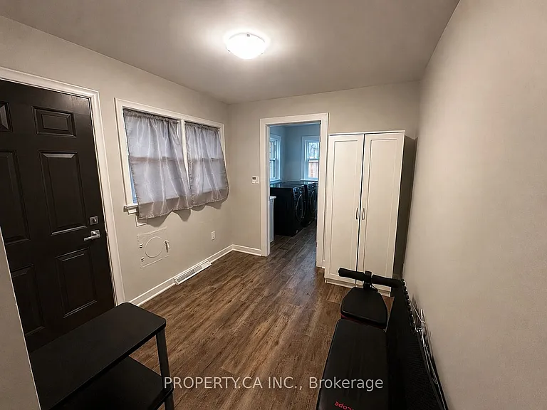 9 Garnet Rd #UPPER — Photo 5