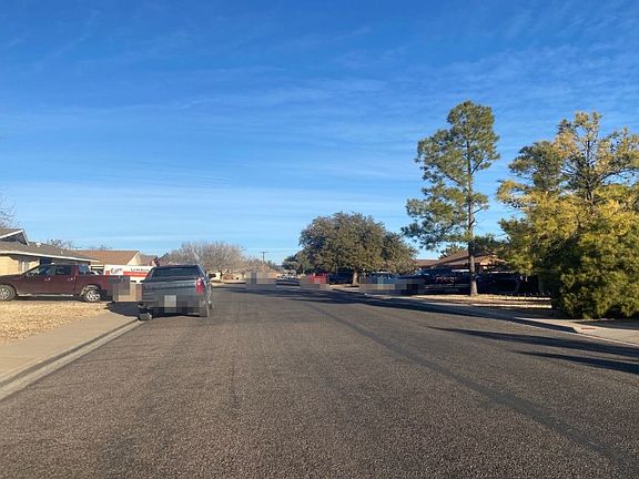 5th image of 2211 Madera Ave