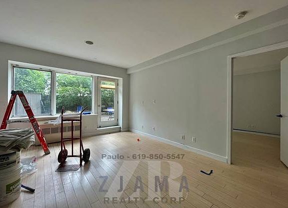 3rd image of 601 Ocean Pkwy #1C