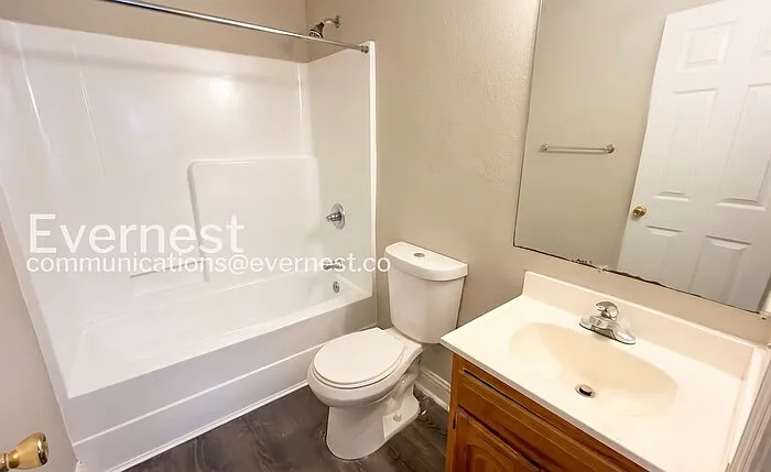 1311 E 31st St #B — Photo 12