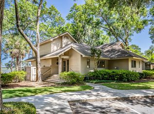 2011 Bluff Villas Rd, Saint Helena Island, SC 29920