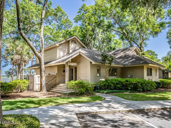 2011 Bluff Villas Rd, Saint Helena Island, SC 29920