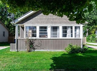 47 Wigle St, Leamington, ON N8H2S8