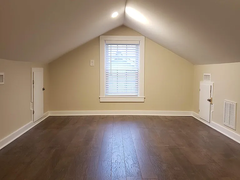5907 Robertson Ave — Photo 13