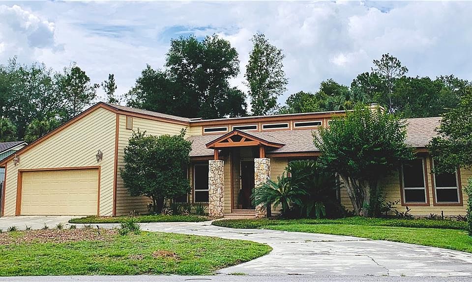1st image of 104 Sweet Bay Ln
