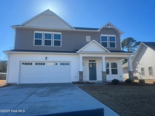 221 E Maritt Street, Hampstead, NC 28443