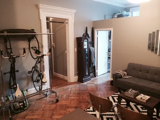 Rented by Easy Rental LLC | media 31