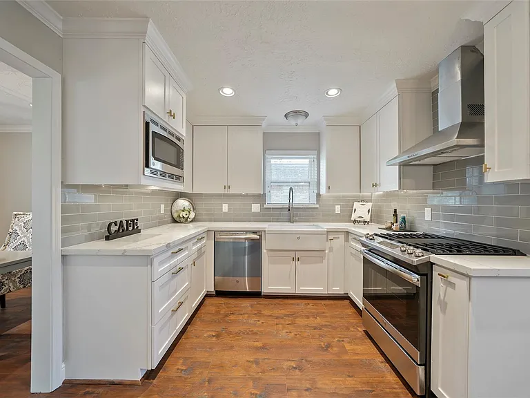12866 Westmere Dr — Photo 28