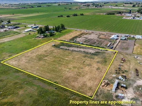 S 1600 East Way, Preston, ID 83263