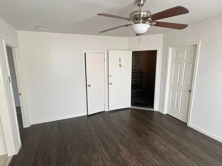 2116-2118 E Cesar E Chavez Ave — Photo 23