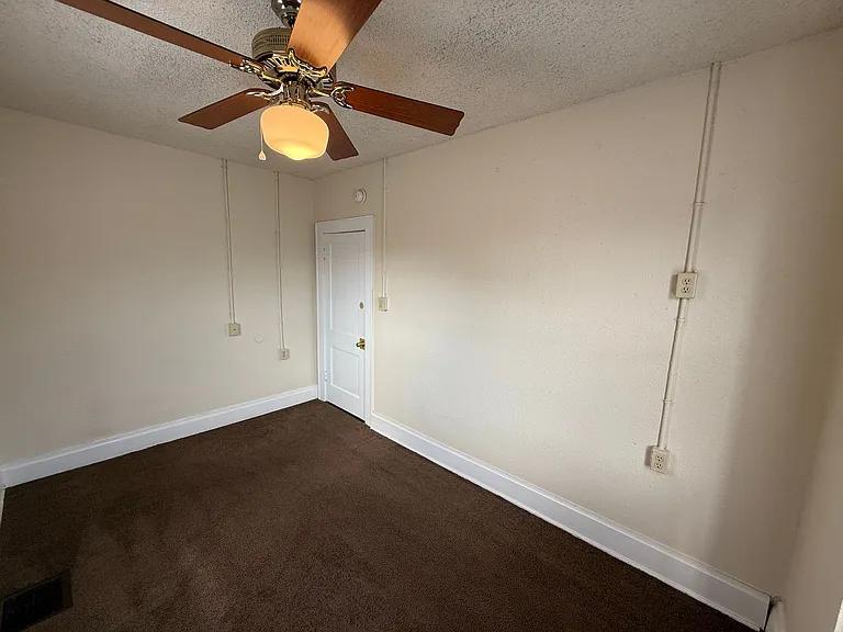 113 Chittenden Ave — Photo 8