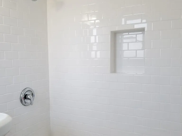 1014 S Norton Ave #12 — Photo 6