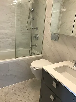 Rented by UES Management | media 27