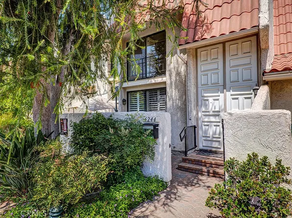 6244 Shoup Ave, Los Angeles, CA 91367