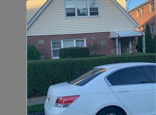 102 Staunton St, Yonkers, NY 10704