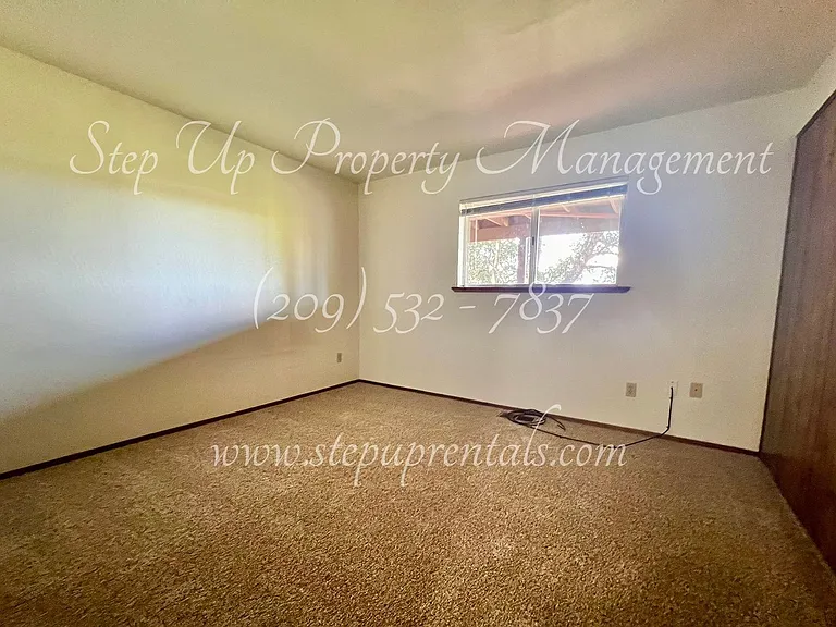 20356 Honey Ln — Photo 17