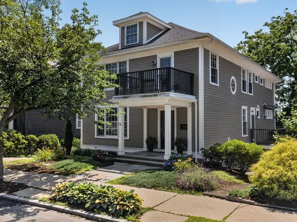 16 York Ter, Brookline, MA 02446