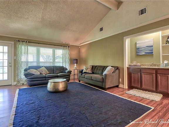 5th image of 4555 E Meadow Ln
