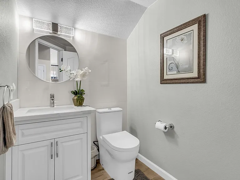 2435 Pinehurst Ct — Photo 40