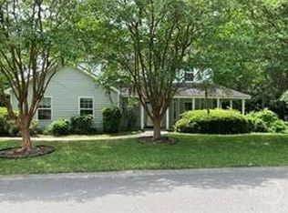 172 Saint Ives Dr, Savannah, GA 31419
