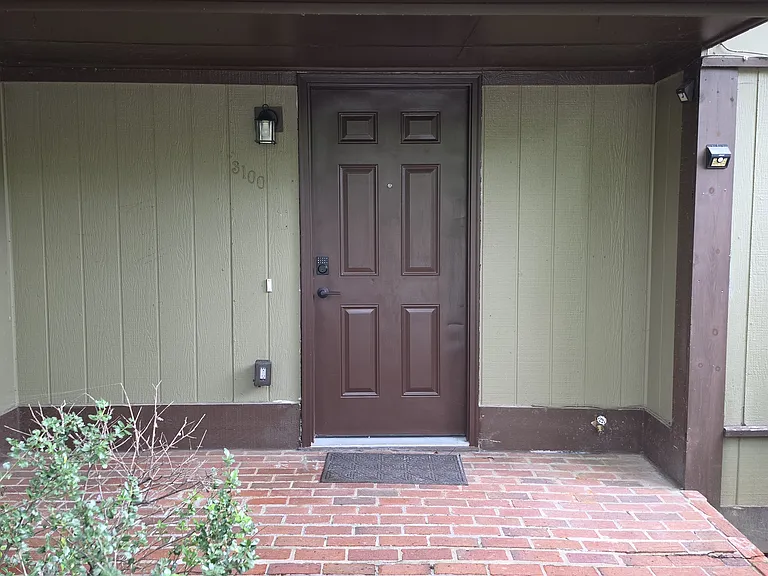 3100 Meadow Mere W — Photo 32