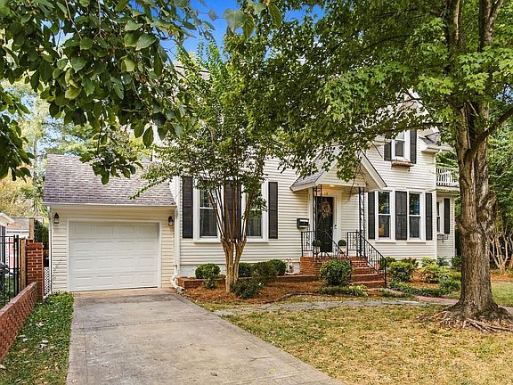 3rd image of 110 Gayle Ln