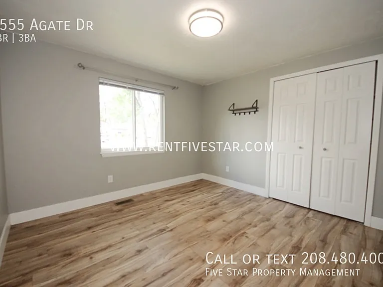 1555 Agate Dr — Photo 14