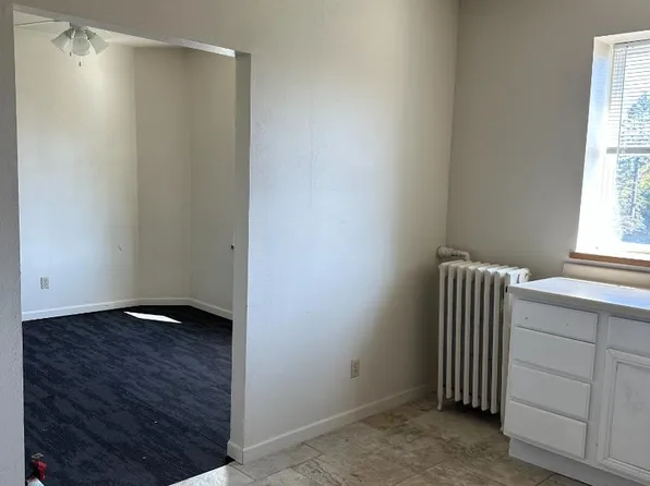 307 W Central Entrance APT 4, Duluth, MN 55811