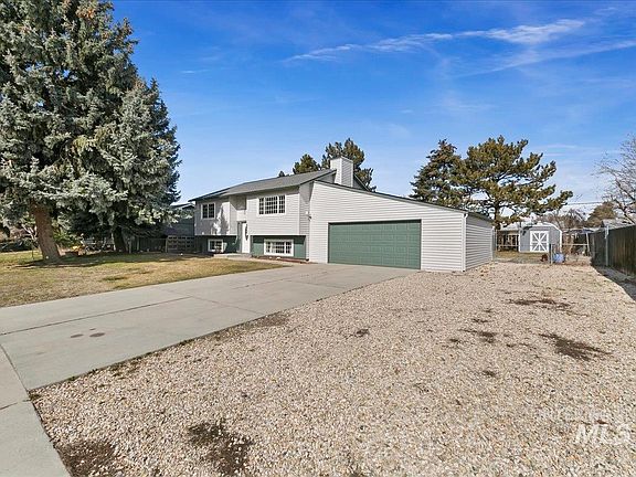 3rd image of 8066 W Hummel Dr