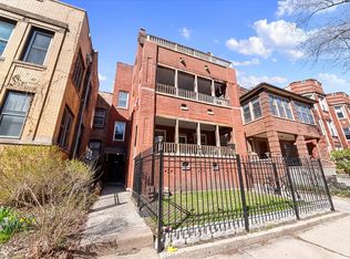 910 W Gunnison St #1, Chicago, IL 60640