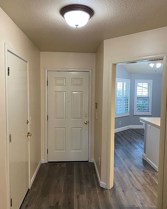 Entry way