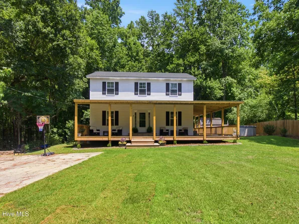 1228 Core Point Road, Blounts Creek, NC 27814