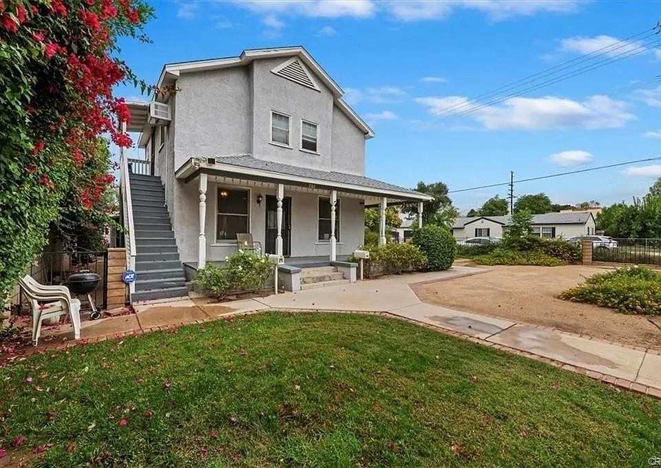 323 E Colton Ave #MAIN