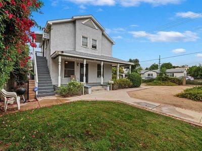 323 E Colton Ave, Redlands, CA, 92374