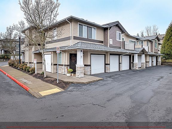 2nd image of 15060 SW Mallard Dr Unit 202