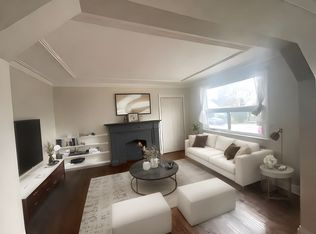 135 Leyton Ave, Toronto, ON M1L3V3