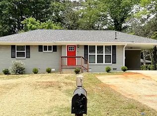 2148 Green Forrest Dr, Decatur, GA 30032