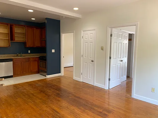 Rented by Owner | media 11