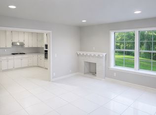 105 S Poplar St APT 2, Sapulpa, OK 74066