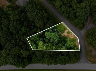 12 Grampian Dr, Bella Vista, AR 72715